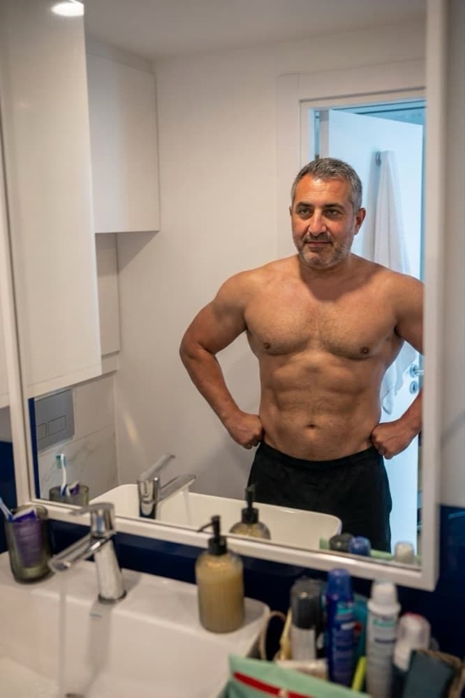 AI preview of the Men's physique transformation