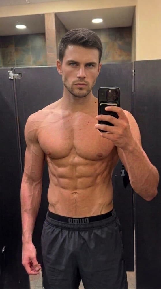 AI preview of the 8% bodyfat transformation