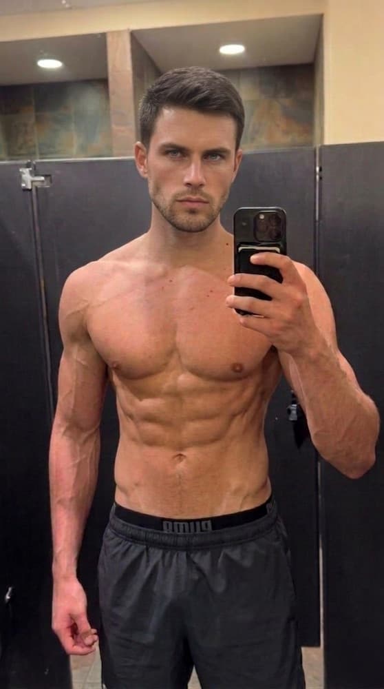 AI preview of the 12-week cut transformation